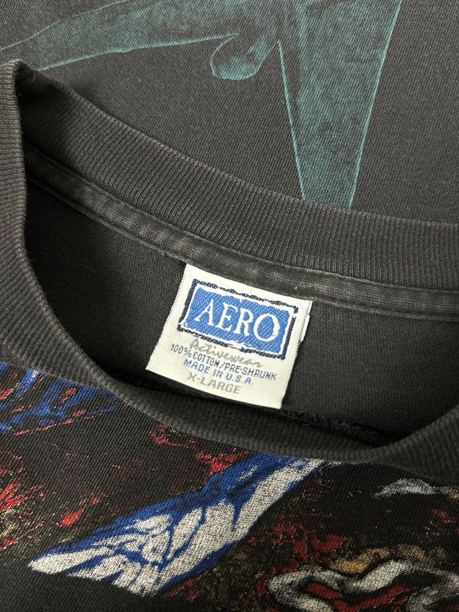 1992年ヴィンテージ カンニバル・コープス トゥーム・オブ・ザ・マルチレイテッド Tシャツ