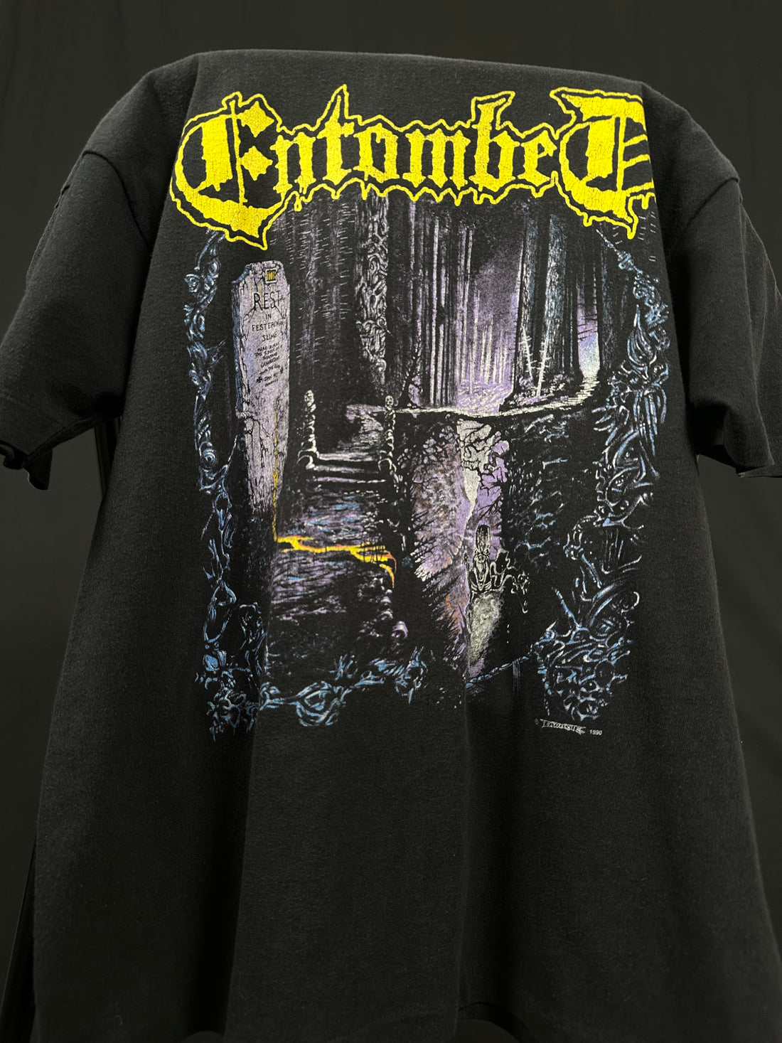 1990年ヴィンテージ エントゥームド レフト ハンド パス Tシャツ