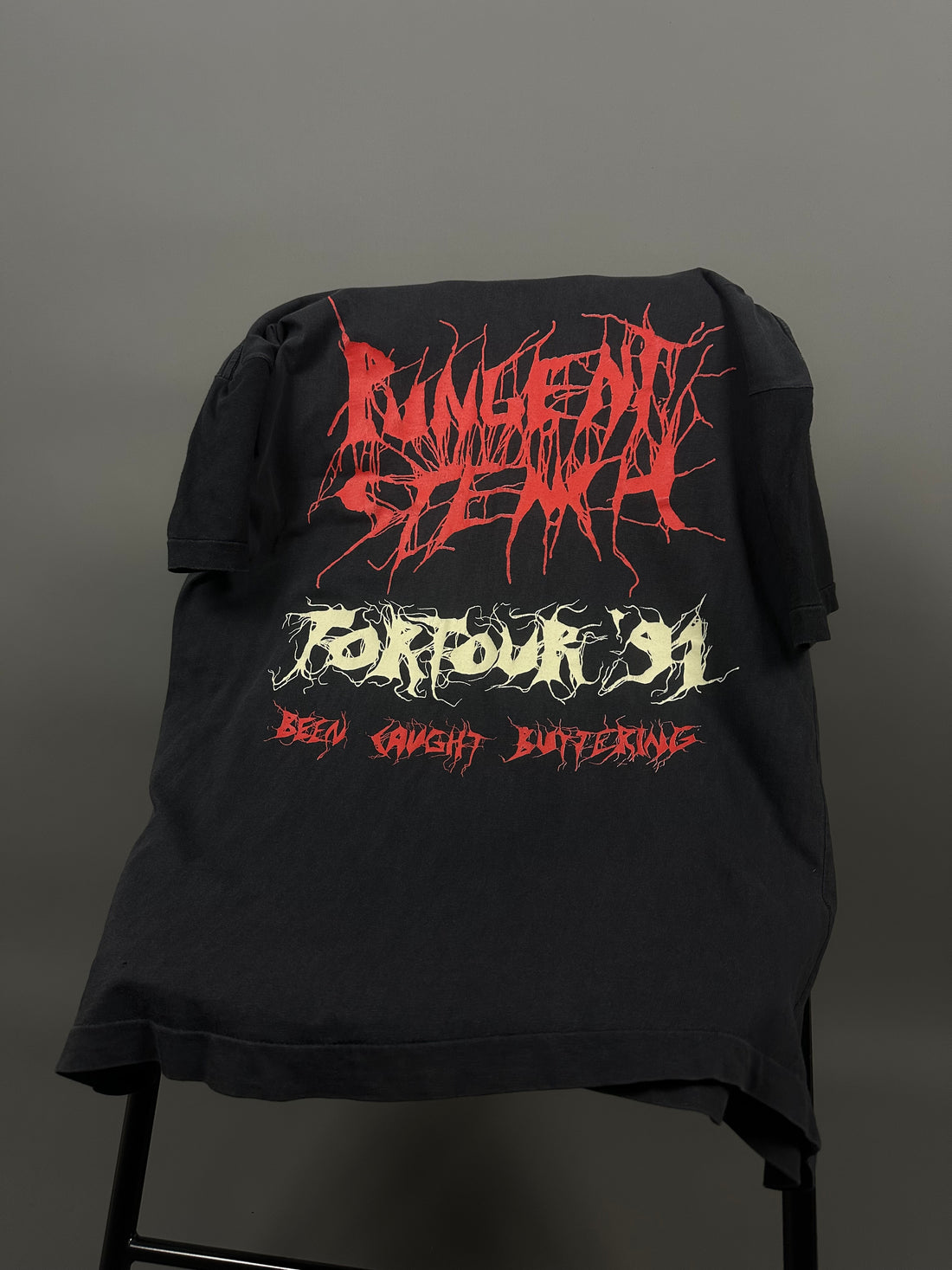 1991年 バターを塗っているところを目撃されたという強烈な悪臭のヴィンテージTシャツ