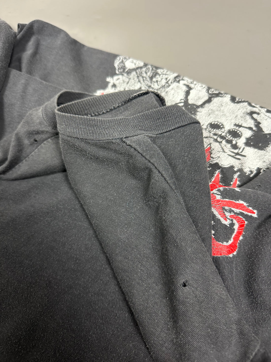 カーニヴォア 1985 デビューアルバム ヴィンテージ Tシャツ