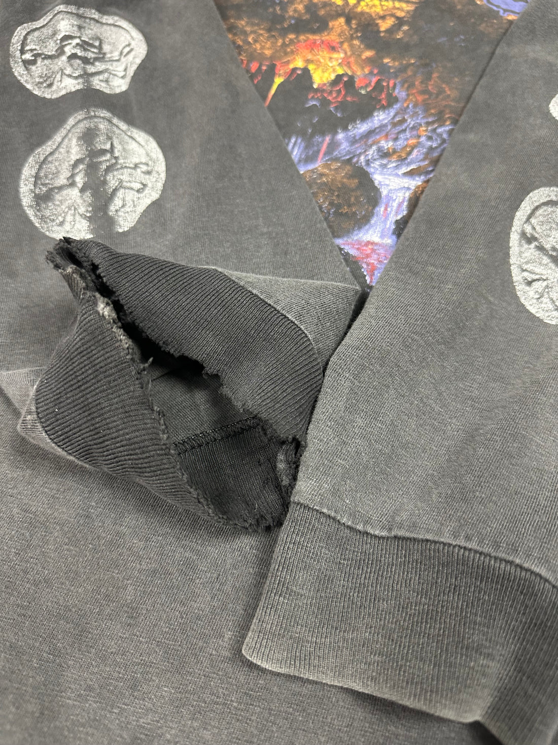 エントゥームド 1991 クランデスティン ヴィンテージ ロングスリーブ