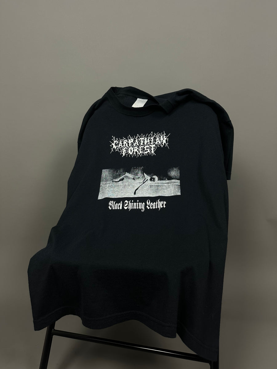 カルパティアフォレスト 1999 ブラックシャイニングレザー ヴィンテージTシャツ
