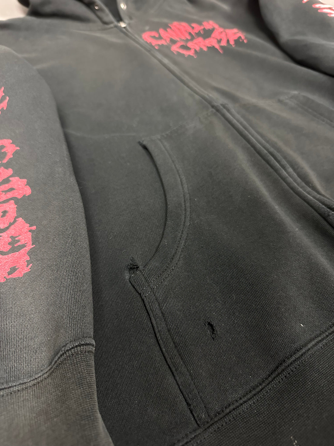 カンニバル・コープス 2000年代 トゥーム・オブ・ザ・マルチレイテッド スウェットシャツ