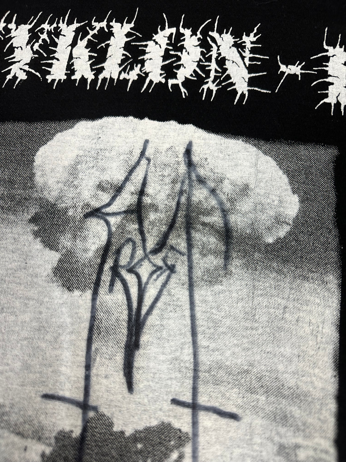 1995年製ヴィンテージ「Zyklon-B Wants You Dead」Tシャツ
