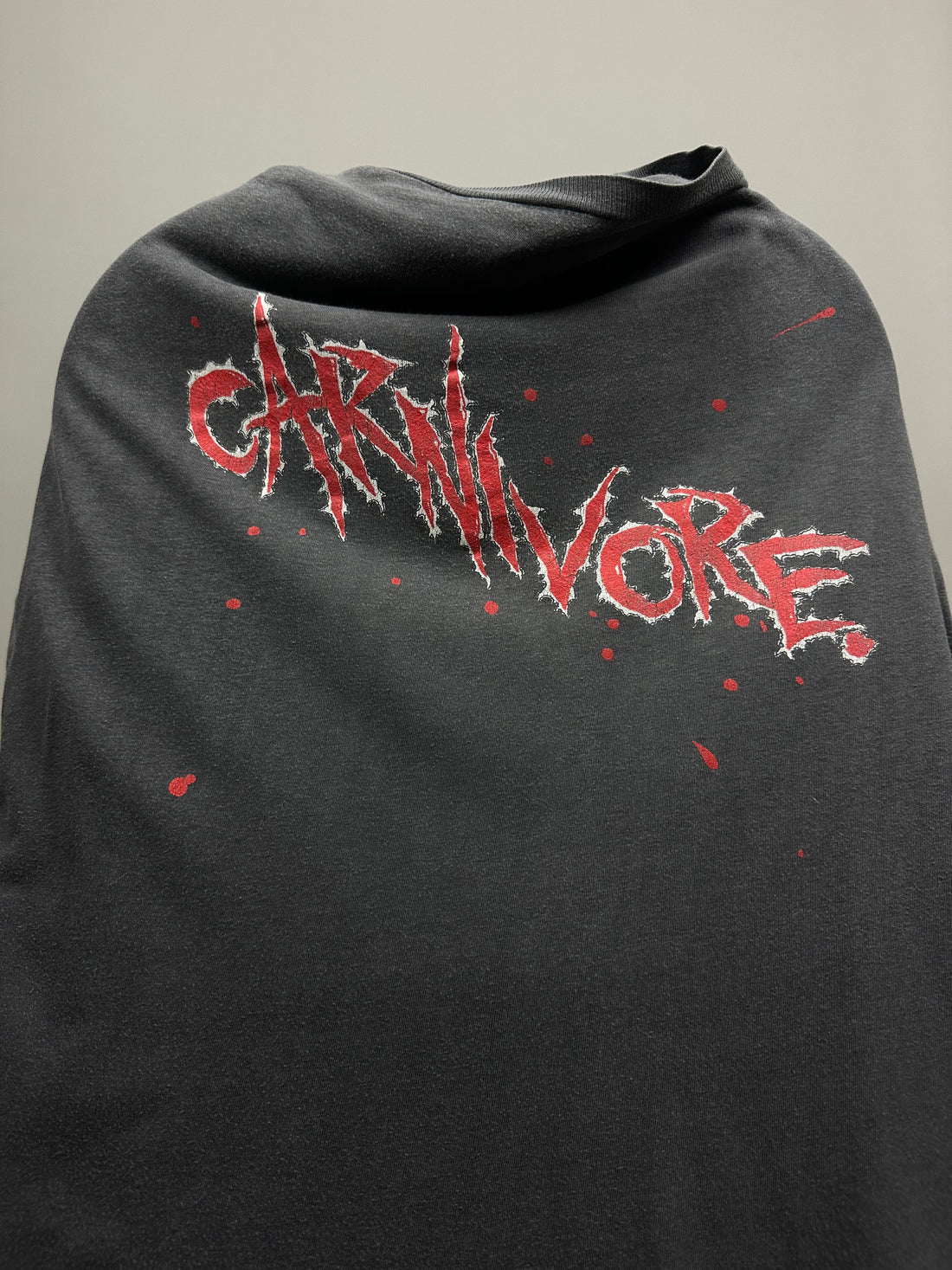 カーニヴォア 1985 デビューアルバム ヴィンテージ Tシャツ