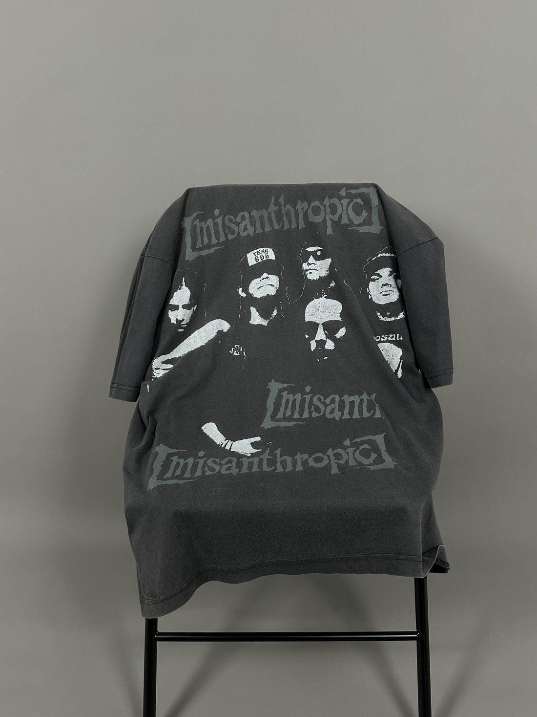 1993年ヴィンテージ「エントゥームド・ミサントロピック」Tシャツ