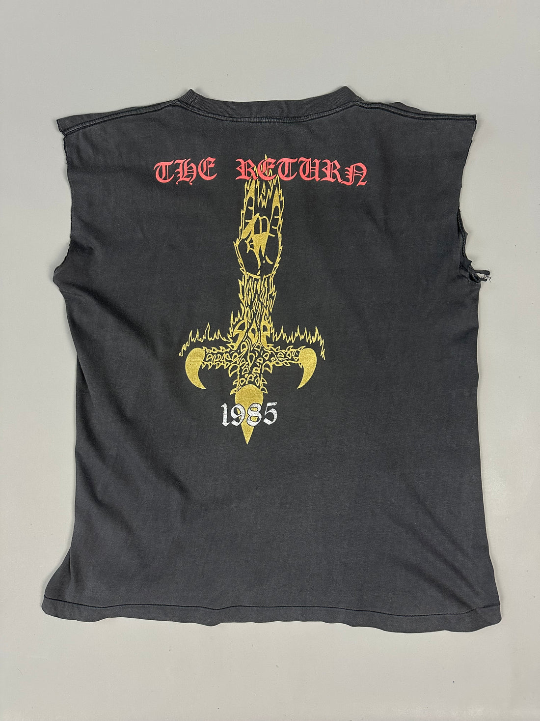 1990年ヴィンテージ バソリー ザ・リターン ノースリーブTシャツ