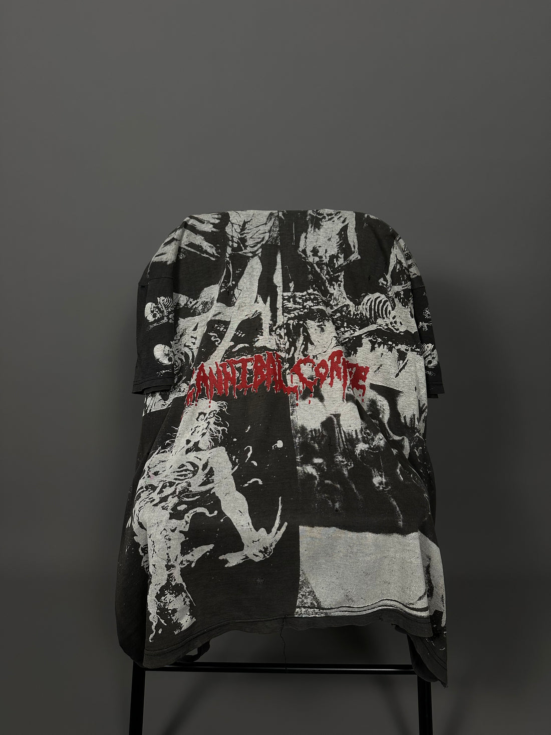 1993年ヴィンテージ カンニバル・コープス オールオーバープリントTシャツ