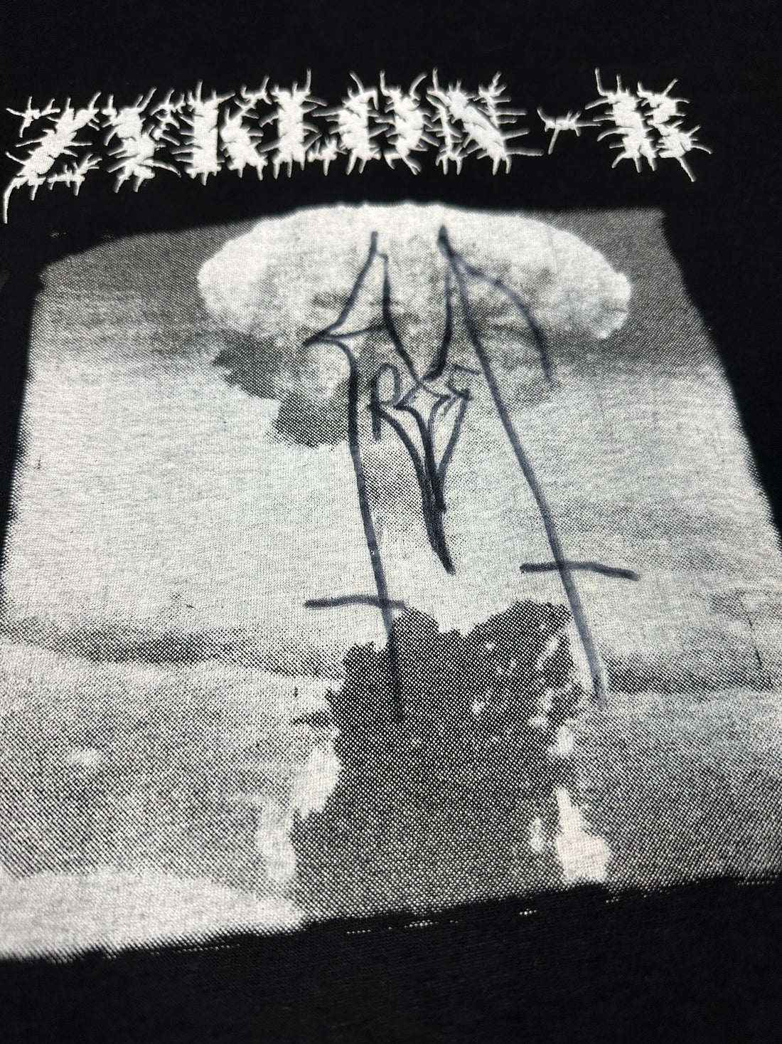 1995年製ヴィンテージ「Zyklon-B Wants You Dead」Tシャツ