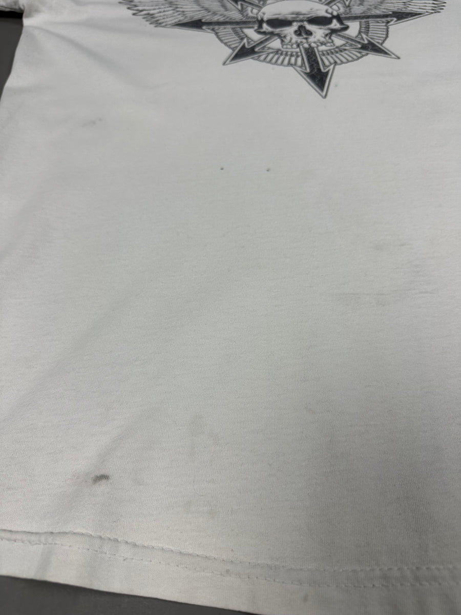 ボルトスローワー 2000年代 妥協の世界におけるTシャツ