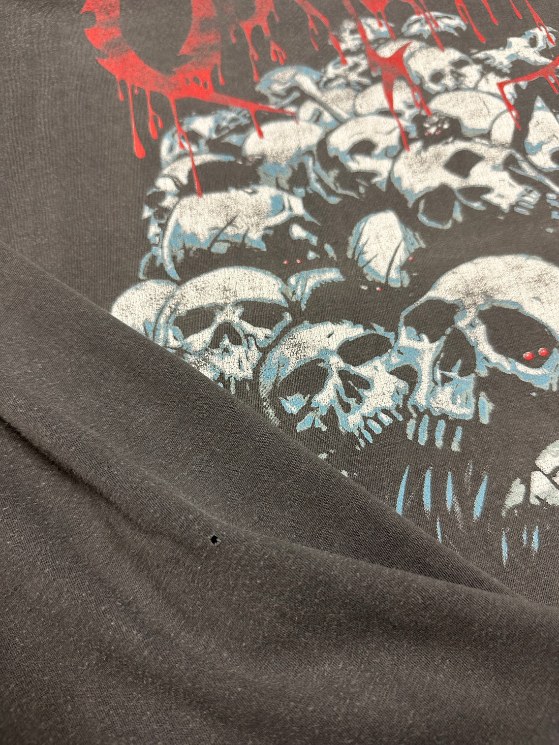 1991年 死亡記事 頭蓋骨の山 ヴィンテージTシャツ