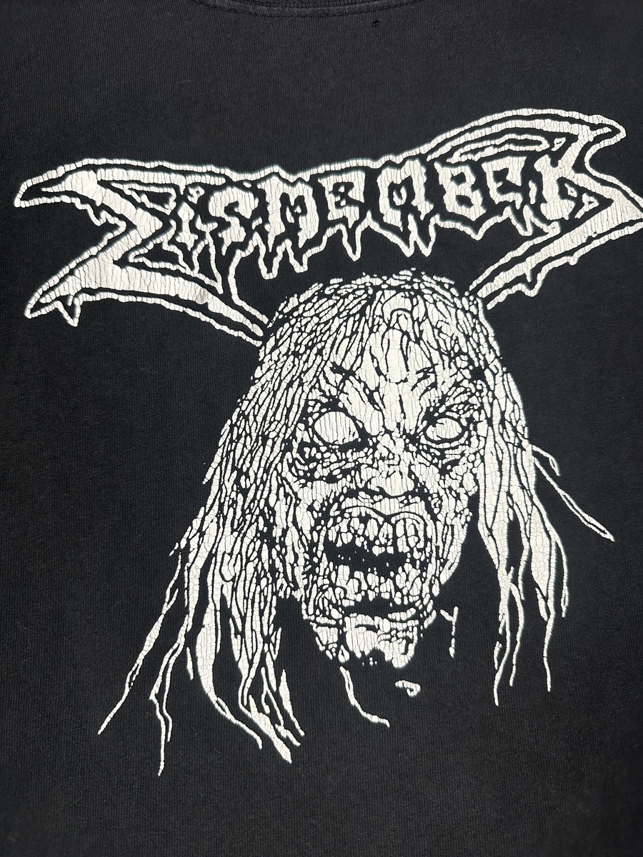 2000年代のヴィンテージ「Dismember Tシャツ」