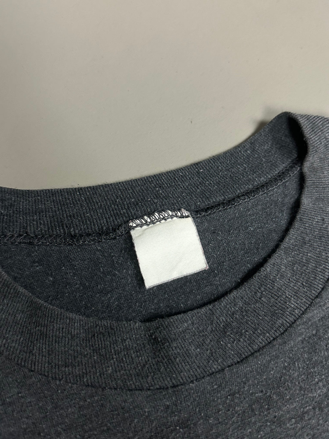 シン・リジィ 1981 レネゲード ヴィンテージ Tシャツ