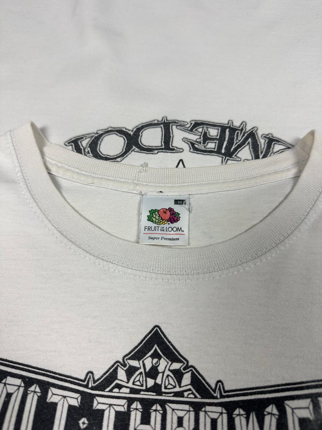 ボルトスローワー 2000年代 妥協の世界におけるTシャツ