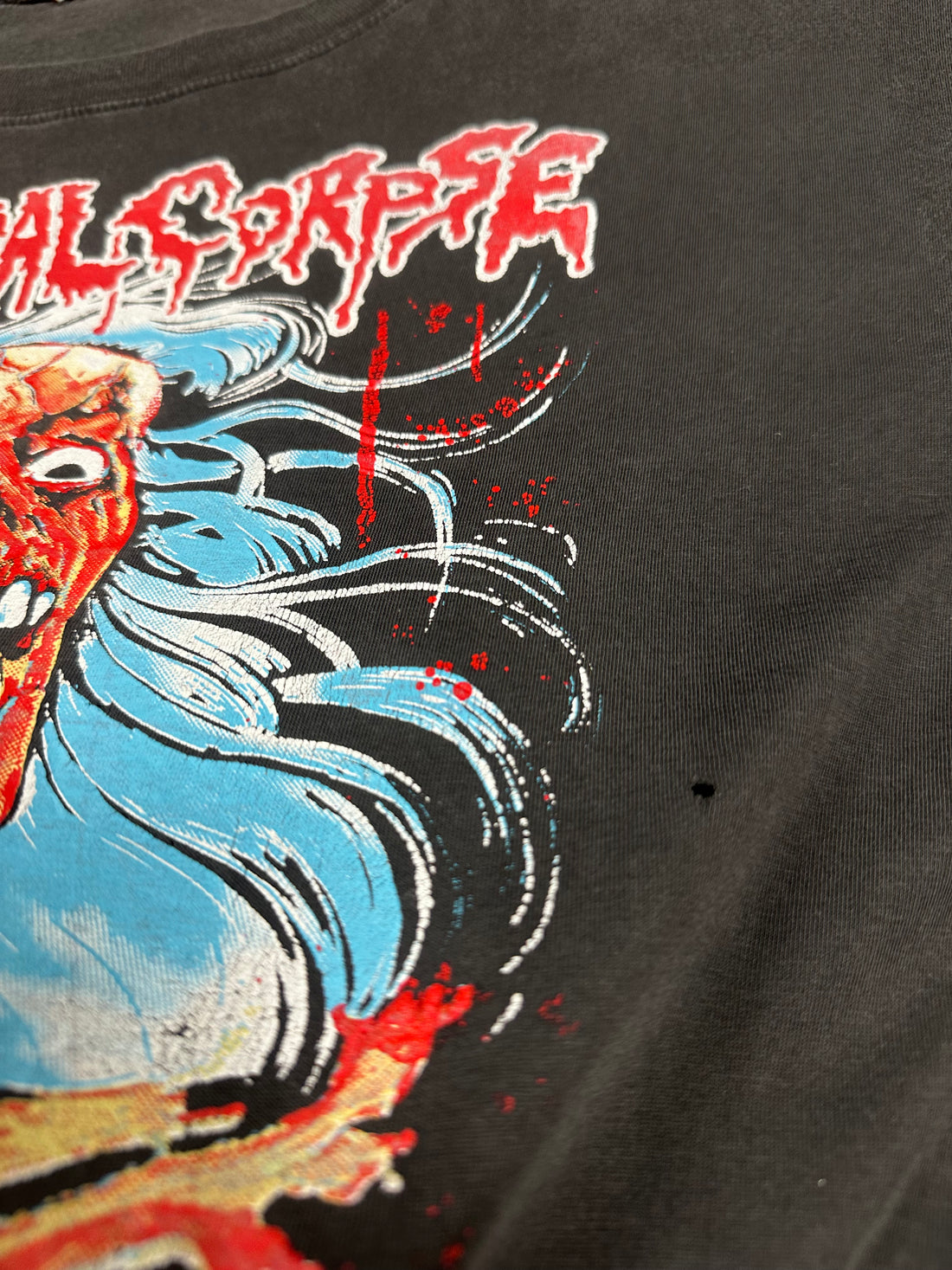 1992年製ヴィンテージ カンニバル・コープス UKバージョン Tシャツ