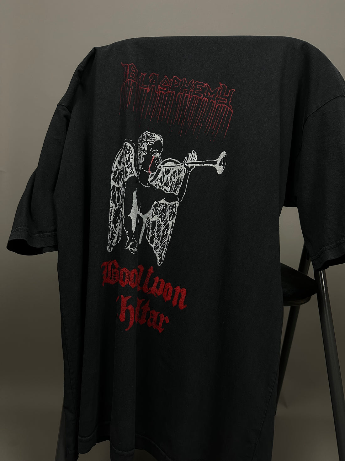 1990年代のヴィンテージ「冒涜の血　祭壇に血を流す」Tシャツ