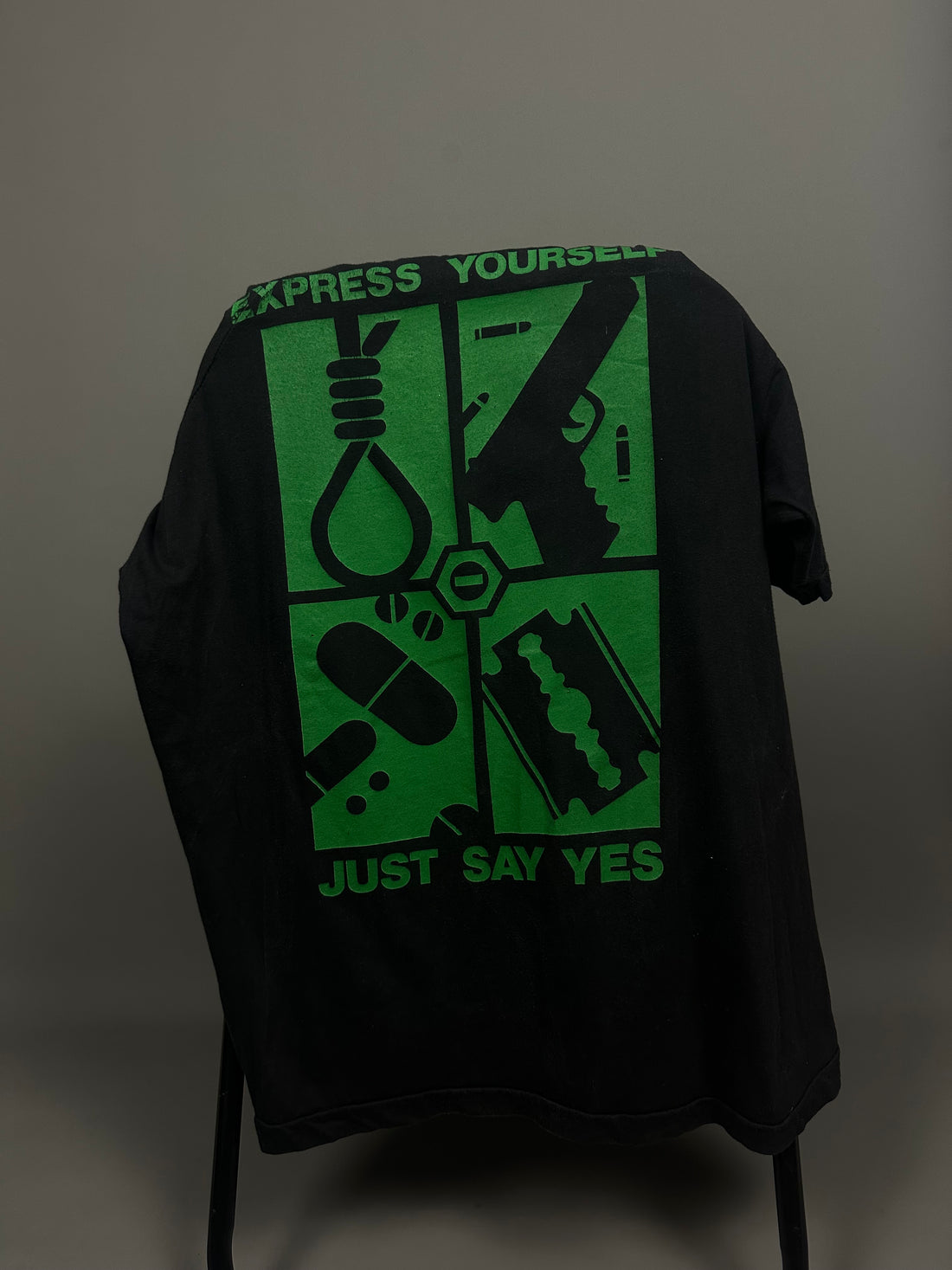 ヴィンテージ 1992 タイプO ネガティブオフェンスメカニズム Tシャツ