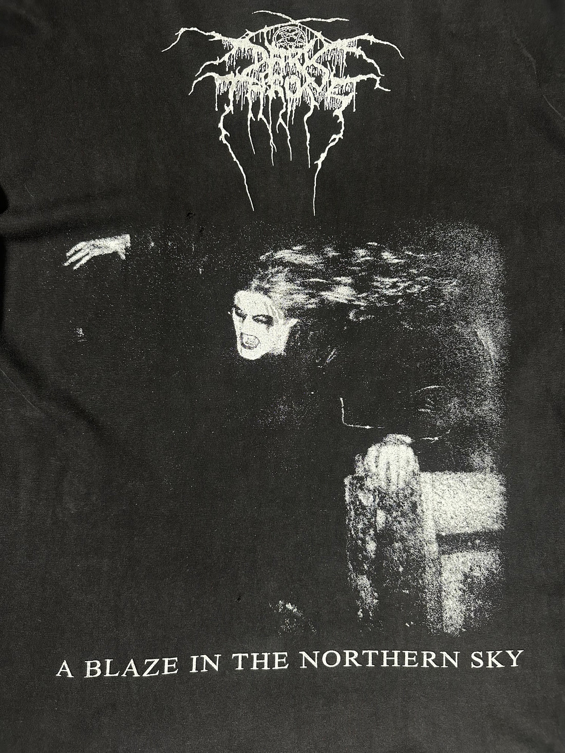 ヴィンテージ 1999 ダークスローン ブレイズ・イン・ザ・ノーザン・スカイ ロングスリーブ