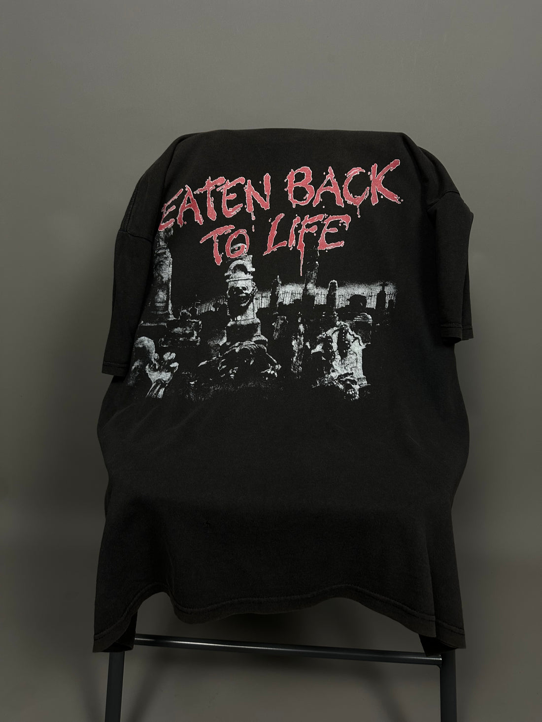 1997年ヴィンテージ カンニバル・コープス イートン バック・トゥ・ライフ Tシャツ