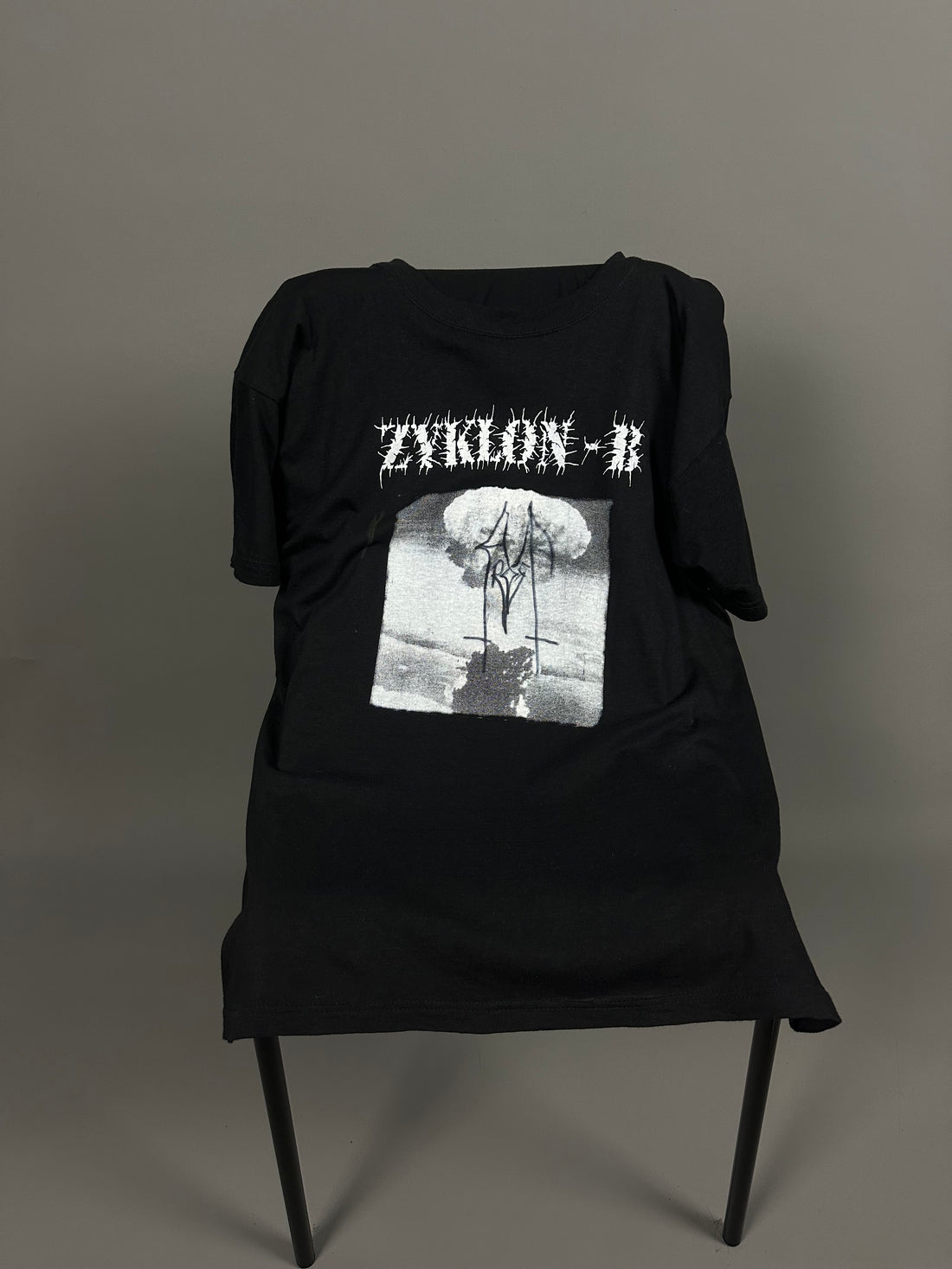 1995年製ヴィンテージ「Zyklon-B Wants You Dead」Tシャツ