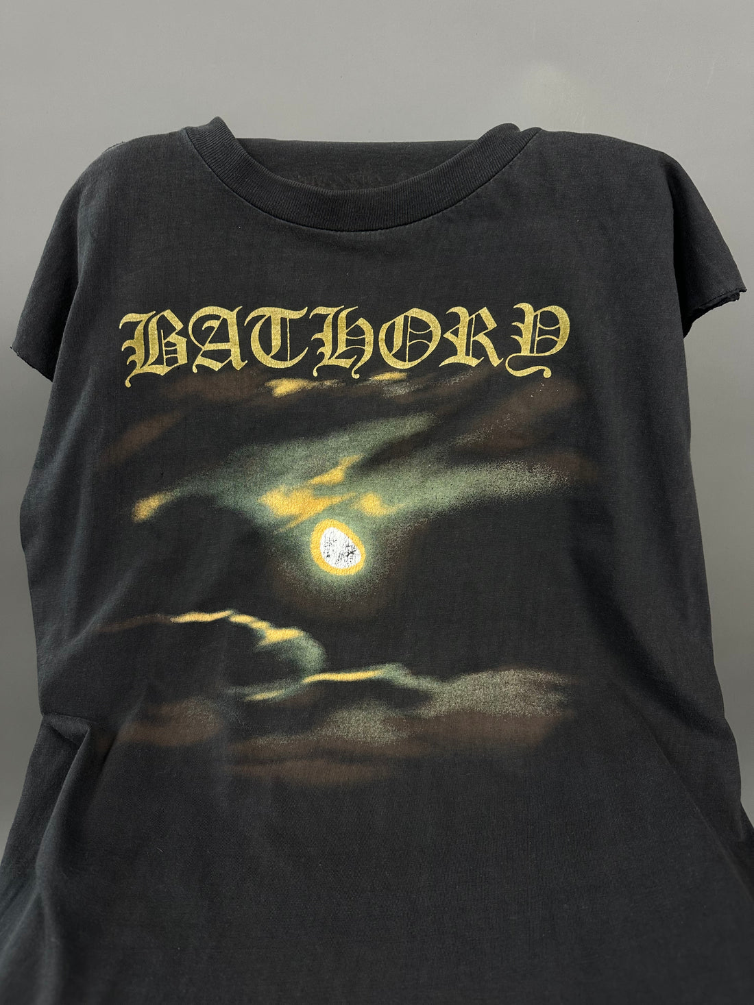 1990年ヴィンテージ バソリー ザ・リターン ノースリーブTシャツ