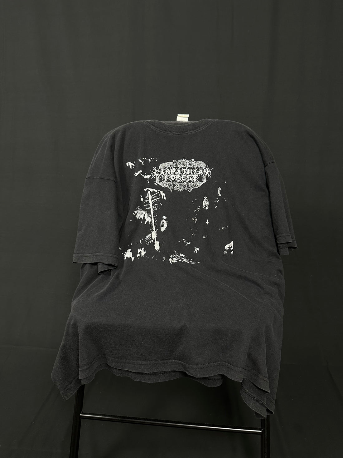 1990年代のヴィンテージ カルパティアフォレスト ブラックメタルTシャツ