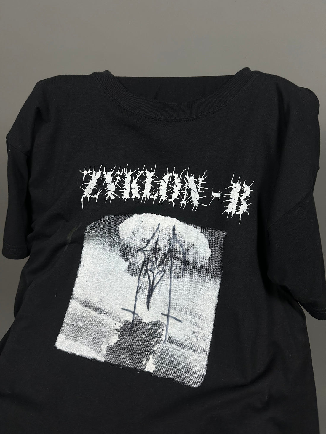 1995年製ヴィンテージ「Zyklon-B Wants You Dead」Tシャツ