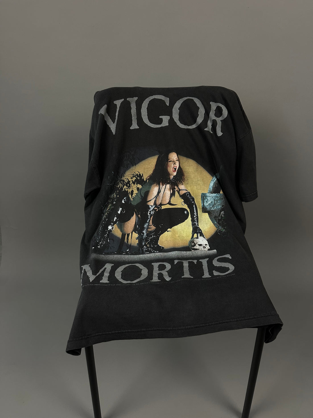 2000年ヴィンテージのクレイドル・オブ・フィルス「ヴィガー・モーティス」Tシャツ