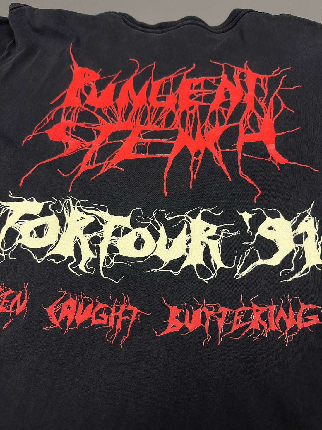 1991年 バターを塗っているところを目撃されたという強烈な悪臭のヴィンテージTシャツ